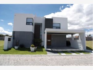 Casa en venta en Prolongación, Av. Las Haras 3001, Haras Flor del Bosque,  Puebla, Pue. 00, CIUDAD ECOLOGICA LAS HARAS, Puebla, Puebla.