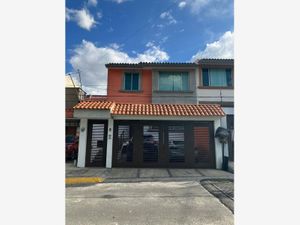 Casa en Venta en Jardines Bellavista Tlalnepantla de Baz