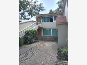 Casa en Venta en Anexo Jardines de San Mateo Naucalpan de Juárez