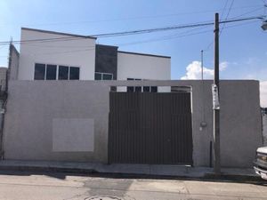 Casa en Venta en Arboledas de Loma Bella Puebla