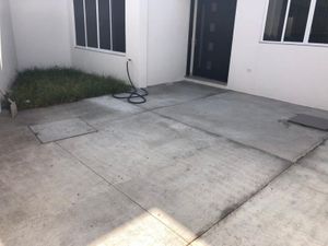 Casa en Venta en Arboledas de Loma Bella Puebla