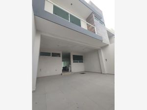 Casa en Venta en Granjas Puebla Puebla