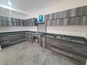 CASA EN VENTA DE OPORTUNIDAD EN ALTOZANO