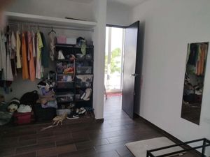 VENTA | CASA EN ESQUINA| 4 RECAMARAS | PRIVADA CON VIGILANCIA