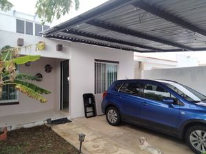 VENTA | CASA EN ESQUINA| 4 RECAMARAS | PRIVADA CON VIGILANCIA