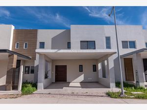 Casa en Venta en Altozano la Nueva Laguna Gómez Palacio