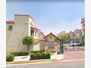 Casa en Venta en Villa del Real Tecámac