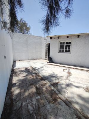 CASA EN VENTA DE UNA PLANTA EN JURIQUILLA