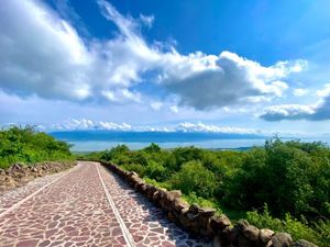 Terreno en Venta en San Pedro Tesistán Jocotepec