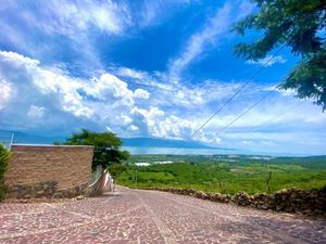 Terreno en Venta en San Pedro Tesistán Jocotepec