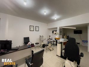 Consultorio en Venta en Jardines de la Corregidora Colima