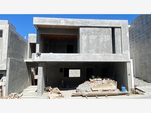 Casa en Venta en Villa las Fuentes Monterrey