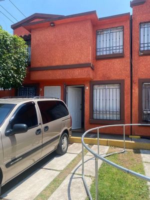 Casa en venta en Priv.  Rio  Dobra en Urbi Villas, Tecamac "SOLO CONTADO"