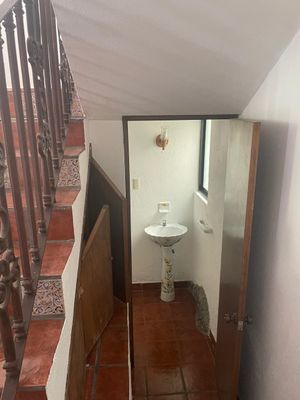 CASA EN CONDOMINIO CERCA DE INSURGENTES Y SEGUNDO PISO