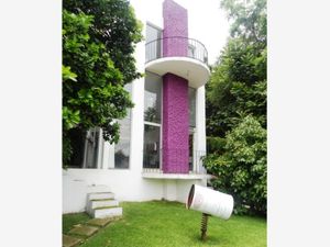 Casa en Venta en Palmira Tinguindin Cuernavaca