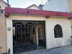 Casa en Venta en Lomas de Cumbres Monterrey