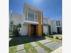 Casa en Venta en Misión de la Montaña Morelia