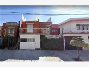 Casa en venta en Gregorio A. Tello, Constitución de 1917, 09260 Ciudad de  México, CDMX, México. Metro Constitución de 1917, Metro UAM-I, Escuela  Secundaria Técnica N° 58 