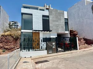 Casa en Venta en Paisajes del Tesoro San Pedro Tlaquepaque