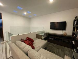 Casa en Puerta Laurel Sur en Zapopan, a solo 8 minutos del Tec de MTY