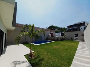 Casa en Venta en Burgos Bugambilias Temixco