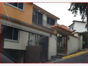 Casa en Venta en Lomas de Valle Escondido Atizapán de Zaragoza