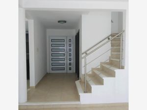 Casa en Venta en Las Lomas Residencial Alvarado