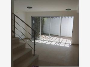 Casa en Venta en Las Lomas Residencial Alvarado