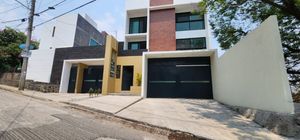 Casa en fraccionamiento de 8 casas en Ocotepec, Cuernavaca; Morelos