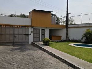 Casa de 100 m2 en Col. Emiliano Zapata, Cuautla Morelos