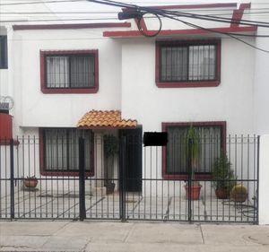 VENTA DE CASA EN CIMATARIO