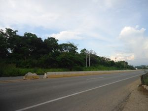 Venta de Terreno, ubicado en el pueblo mágico de Berriozábal, sobre la autopista