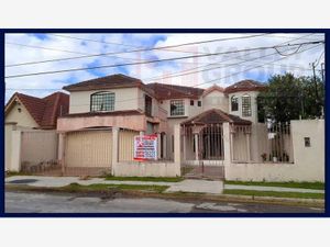 Casa en venta en Las Fuentes, Reynosa, Tamaulipas, 88700.