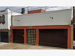 Casa en Venta en Claveria Azcapotzalco