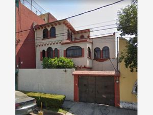 Casa en Venta en Claveria Azcapotzalco