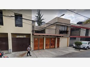 Casa en Venta en San Lucas Coyoacán