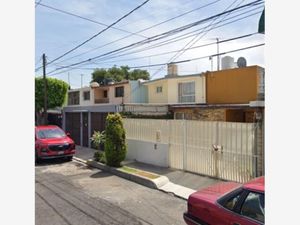 Casa en Venta en Prados del Rosario Azcapotzalco