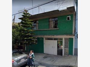 Casa en Venta en Pedregal de Santo Domingo Coyoacán