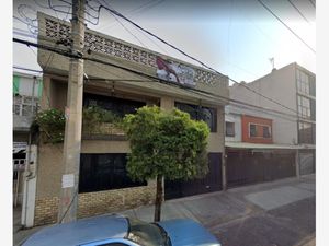 Casa en Venta en Obrero Popular Azcapotzalco