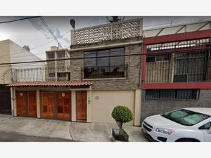 Casa en Venta en San Lucas Coyoacán