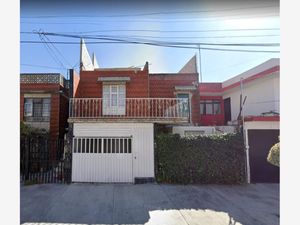 Casa en Venta en Constitucion de 1917 Iztapalapa