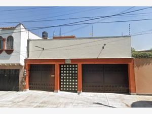 Casa en Venta en Claveria Azcapotzalco