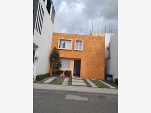 Casa en Venta en Fracc Cipreses de Mayorazgo Puebla