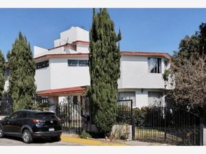 Casa en Venta en Residencial Chiluca (Club de Golf Chiluca) Atizapán de Zaragoza