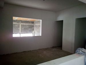 Bodega en Venta en Col. Los Lermas, Guadalupe