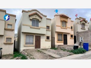 Casa en venta en Urbi Quinta del Cedro, Tijuana, Baja California, 22564.