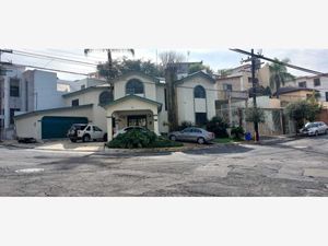 Casa en Venta en Contry Sol Guadalupe