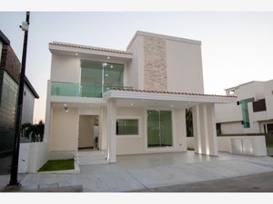 Casa en Venta en Puerta al Mar Mazatlán