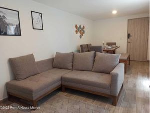 Departamento en Venta en Pensador Mexicano Venustiano Carranza