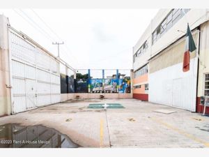 Bodega en Renta en San Lorenzo Tezonco Iztapalapa